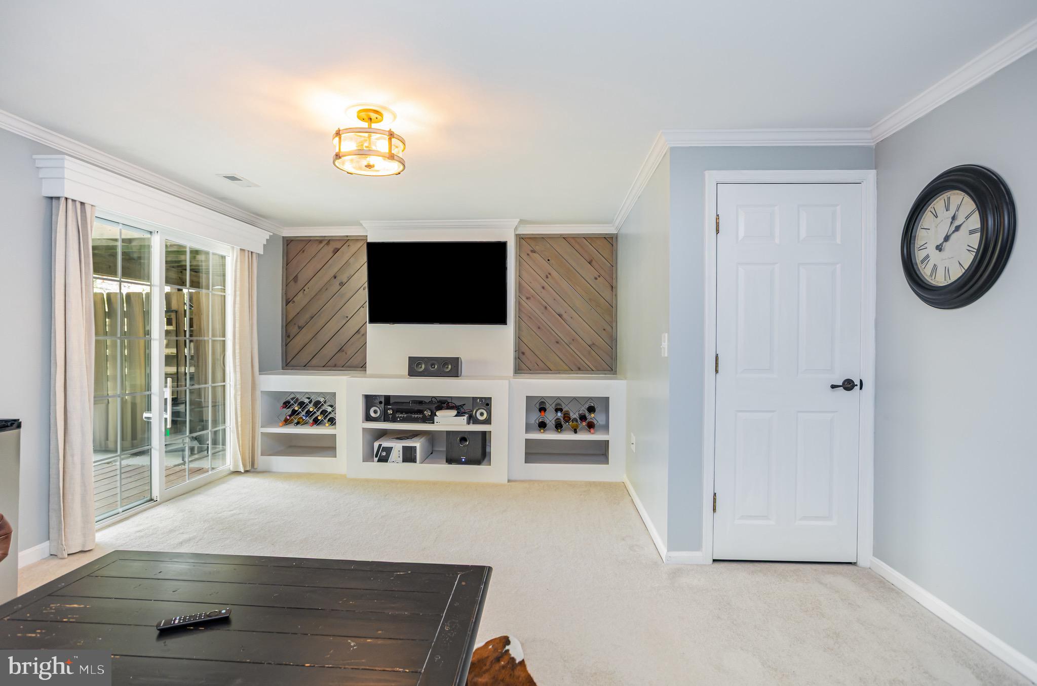 8962 WHITETAIL COURT