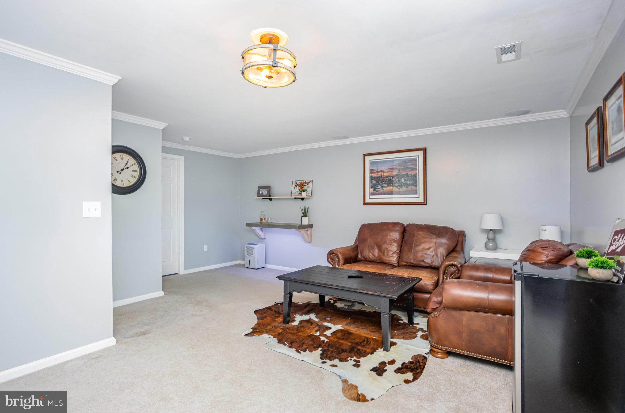 8962 WHITETAIL COURT