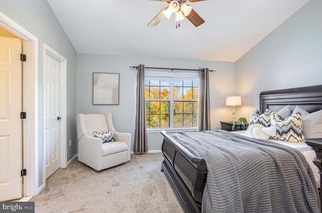 8962 WHITETAIL COURT