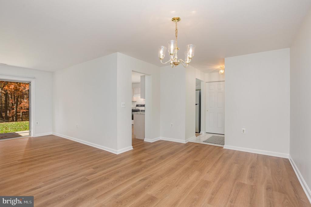 3901 DARLEIGH C