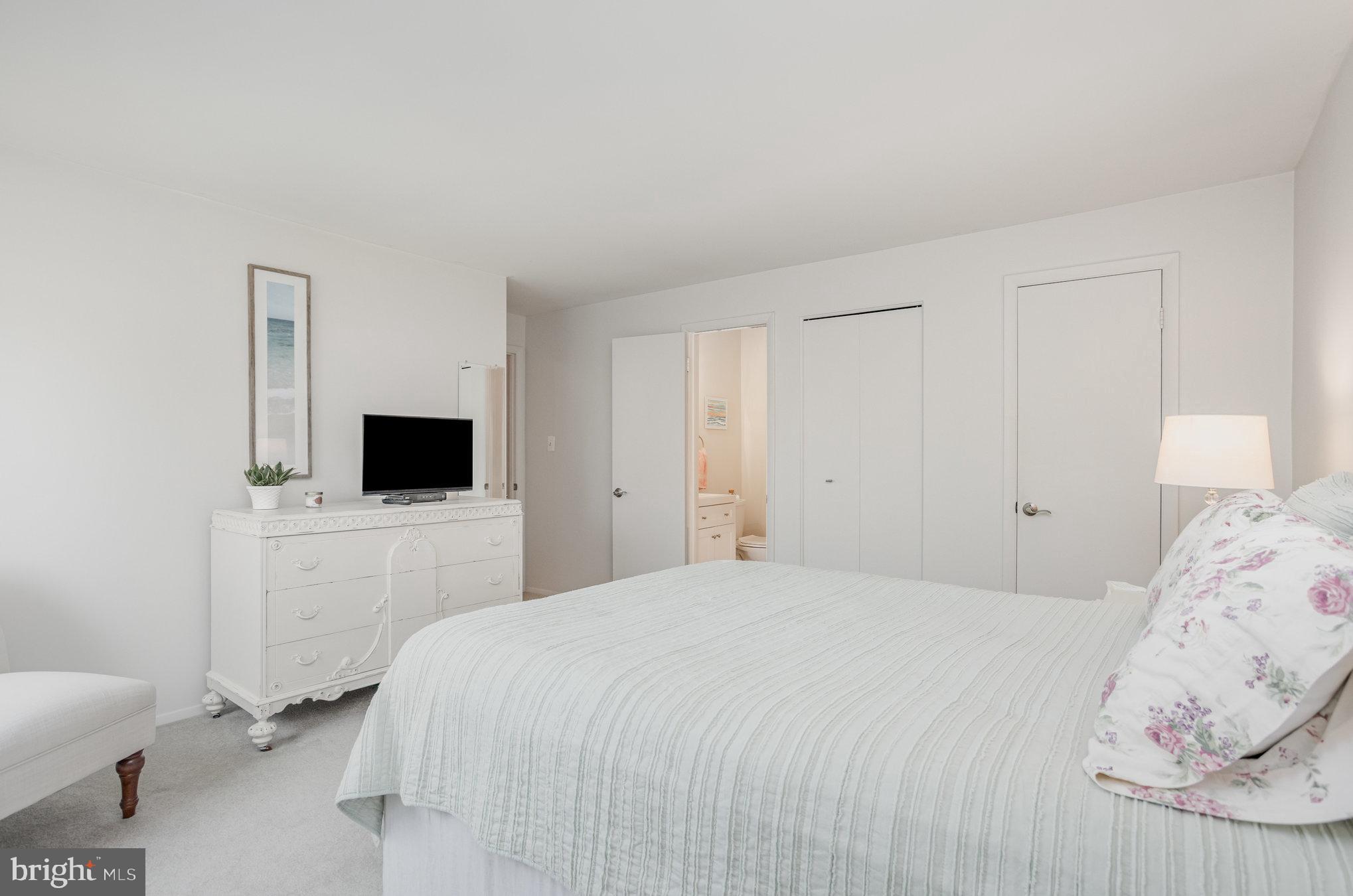 3 SUMMIT HILL COURT B-2