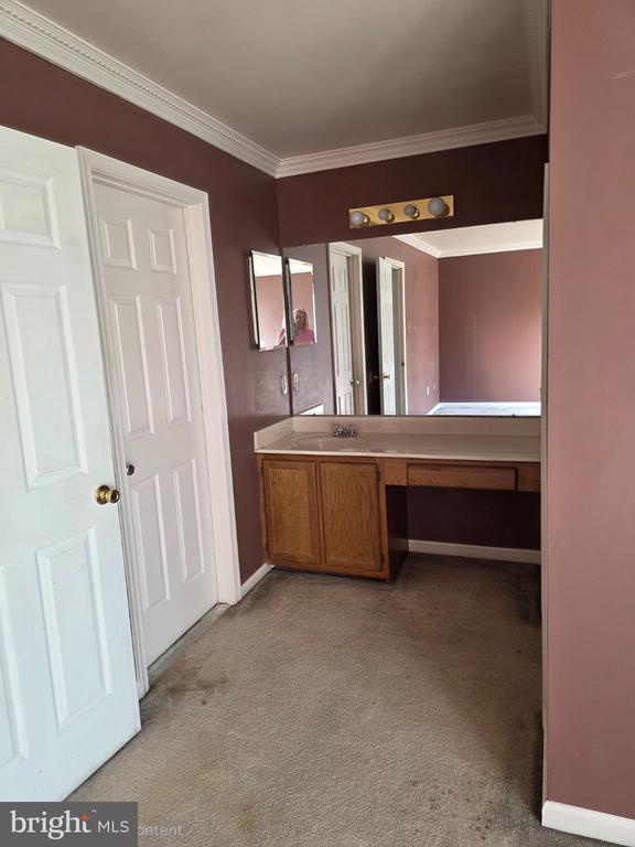 4404 BRONZE WING COURT