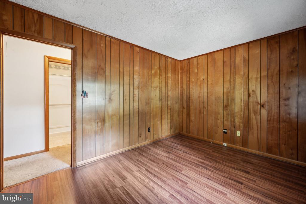 6919 RELIANCE ROAD