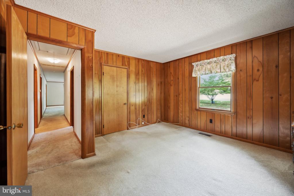 6919 RELIANCE ROAD