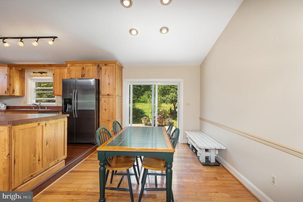1624 DEEP RUN ROAD