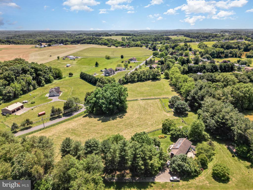 1624 DEEP RUN ROAD