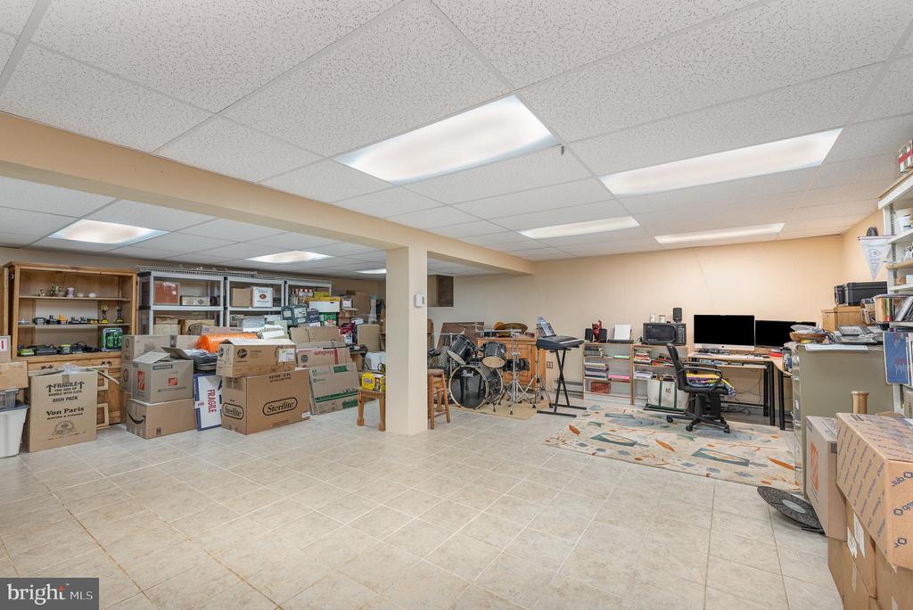 1624 DEEP RUN ROAD