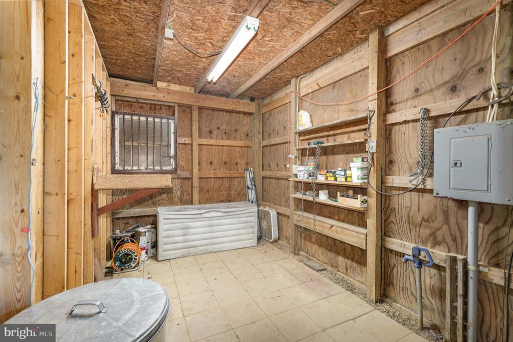 1624 DEEP RUN ROAD