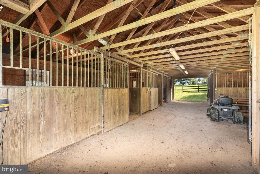 1624 DEEP RUN ROAD