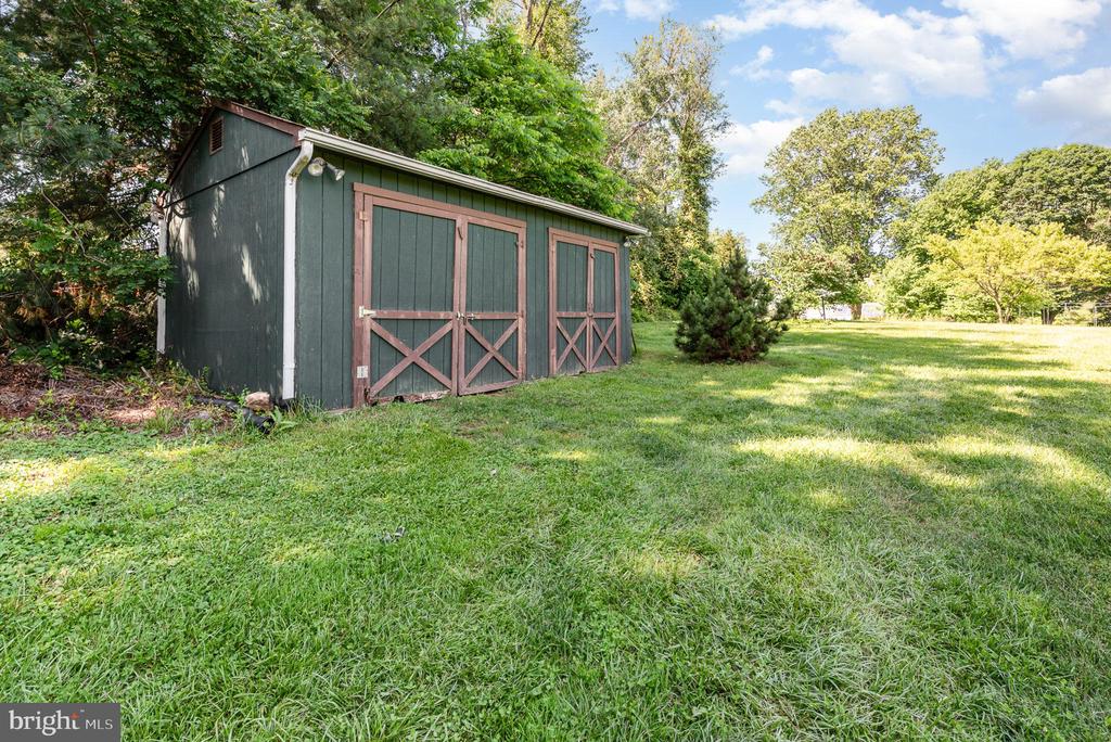 1624 DEEP RUN ROAD