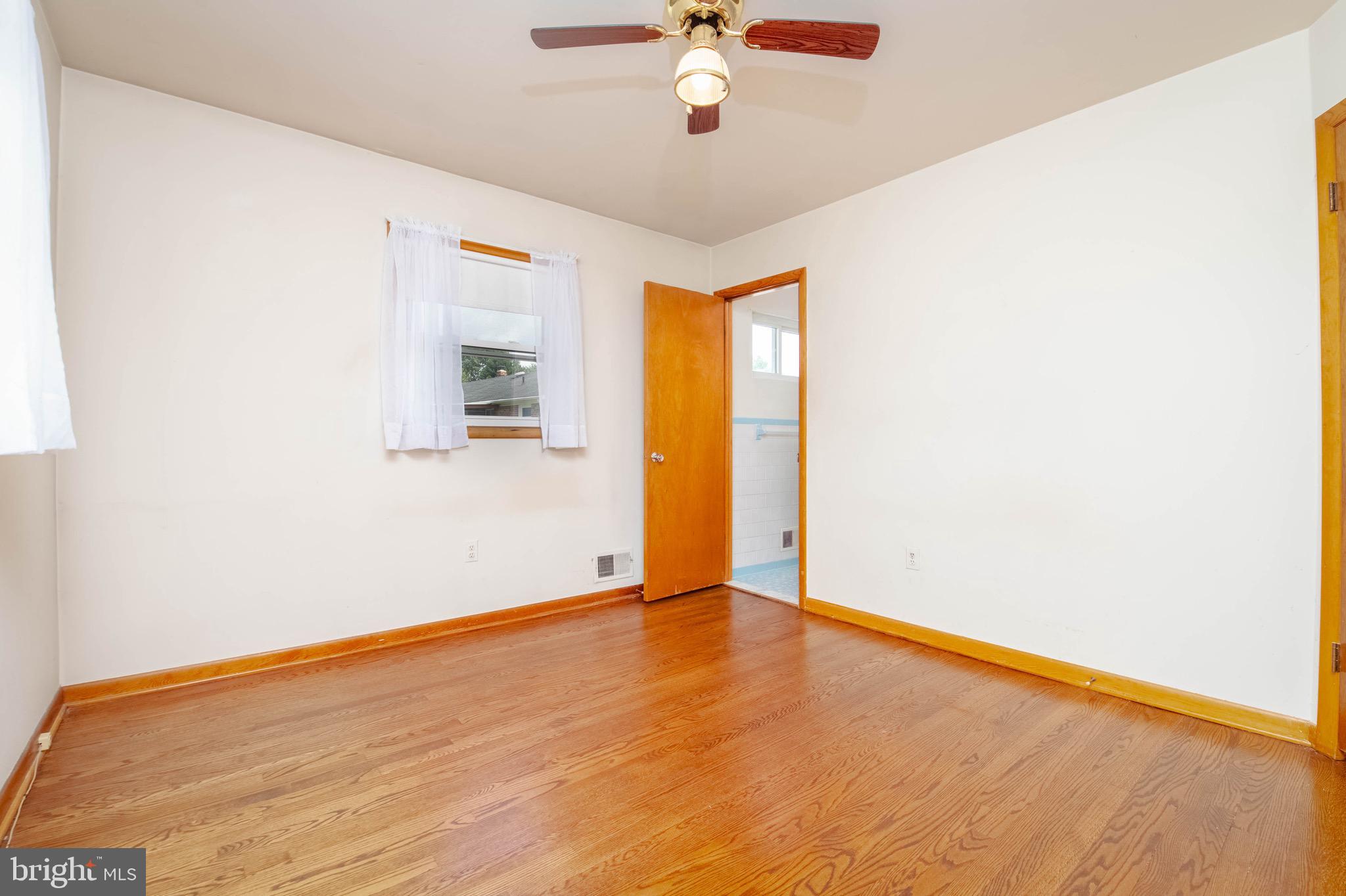 321 S FOUNTAIN GREEN ROAD