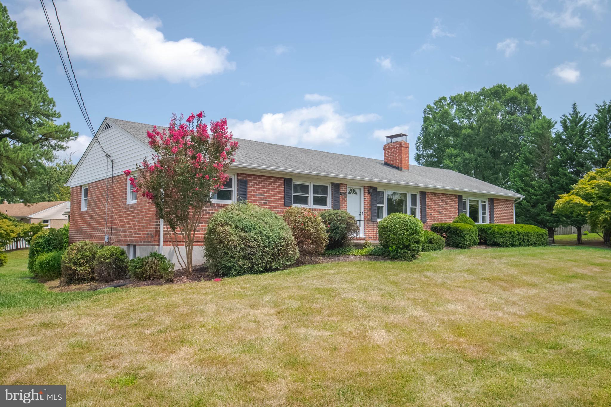 321 S FOUNTAIN GREEN ROAD