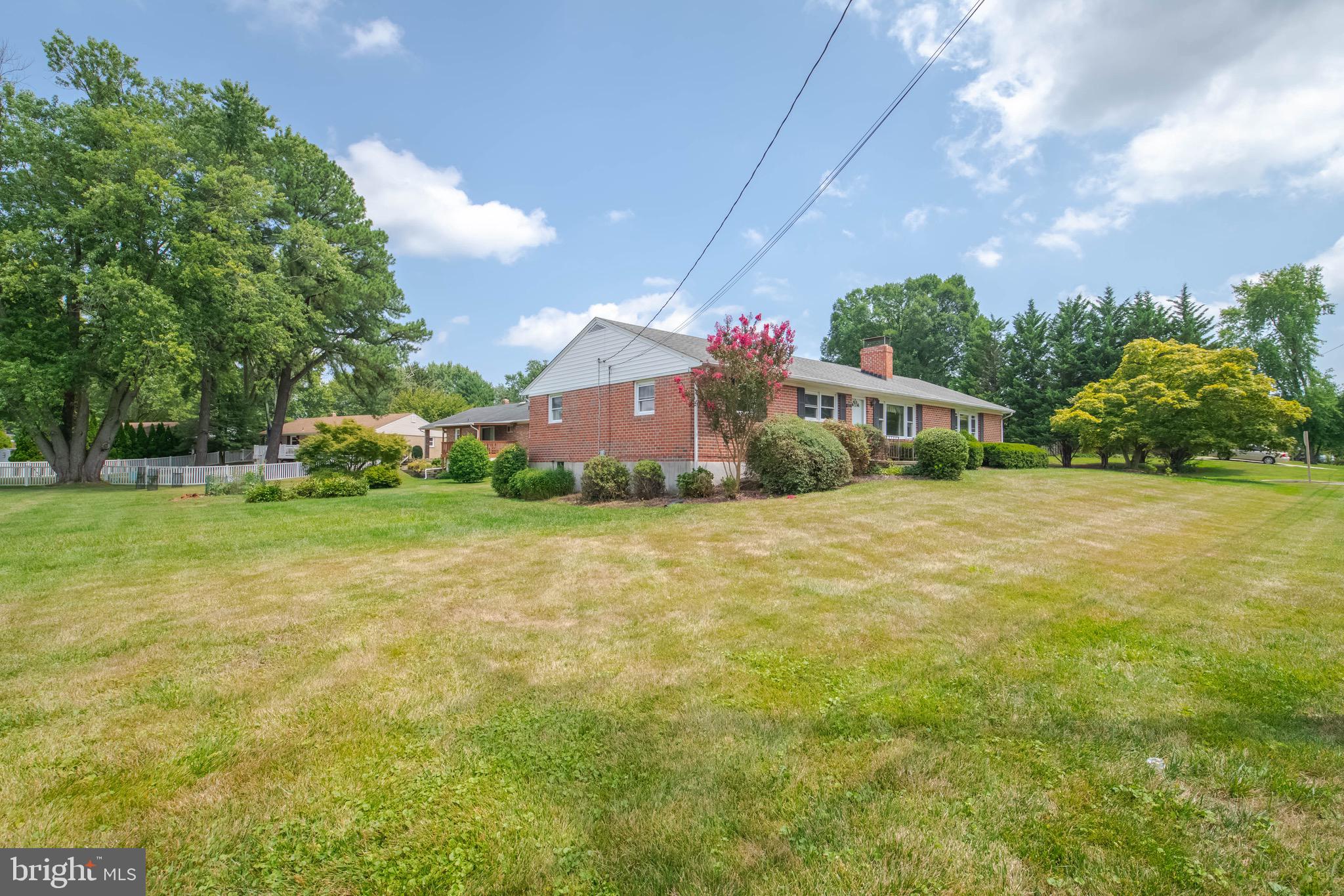 321 S FOUNTAIN GREEN ROAD