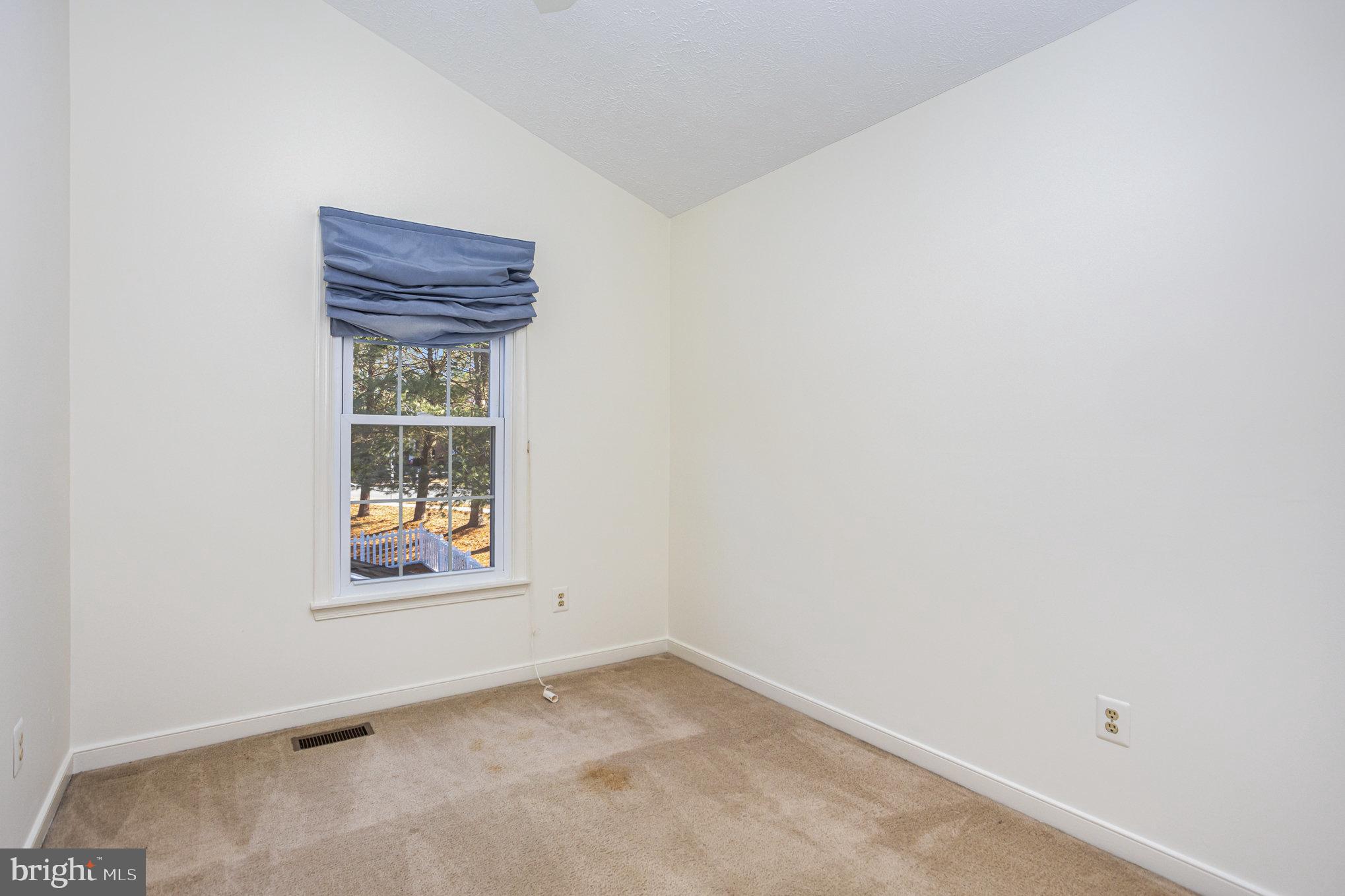 1858 BETH BRIDGE CIRCLE