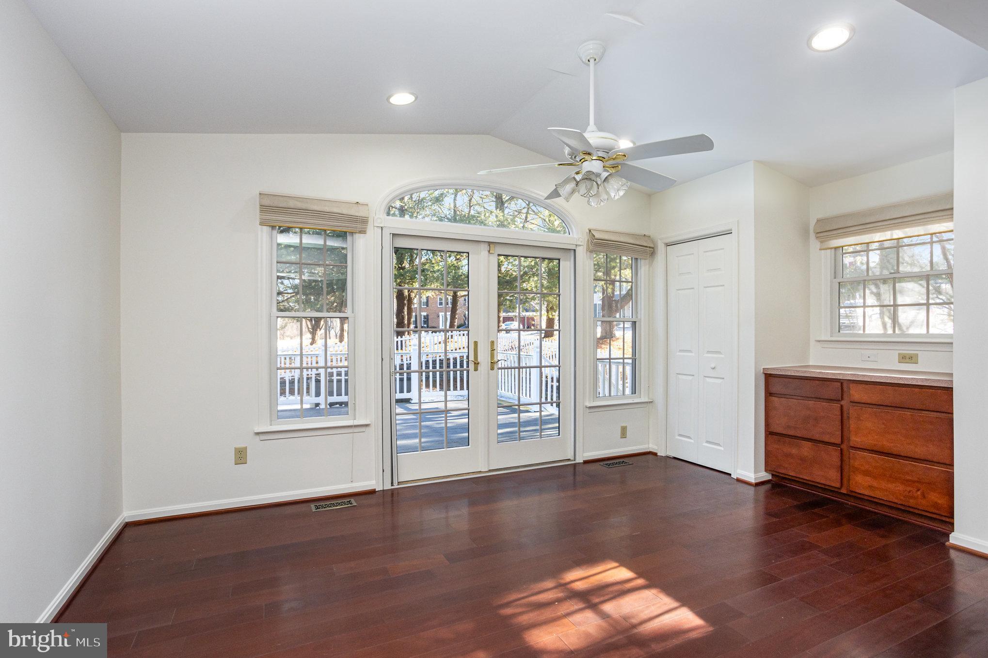 1858 BETH BRIDGE CIRCLE