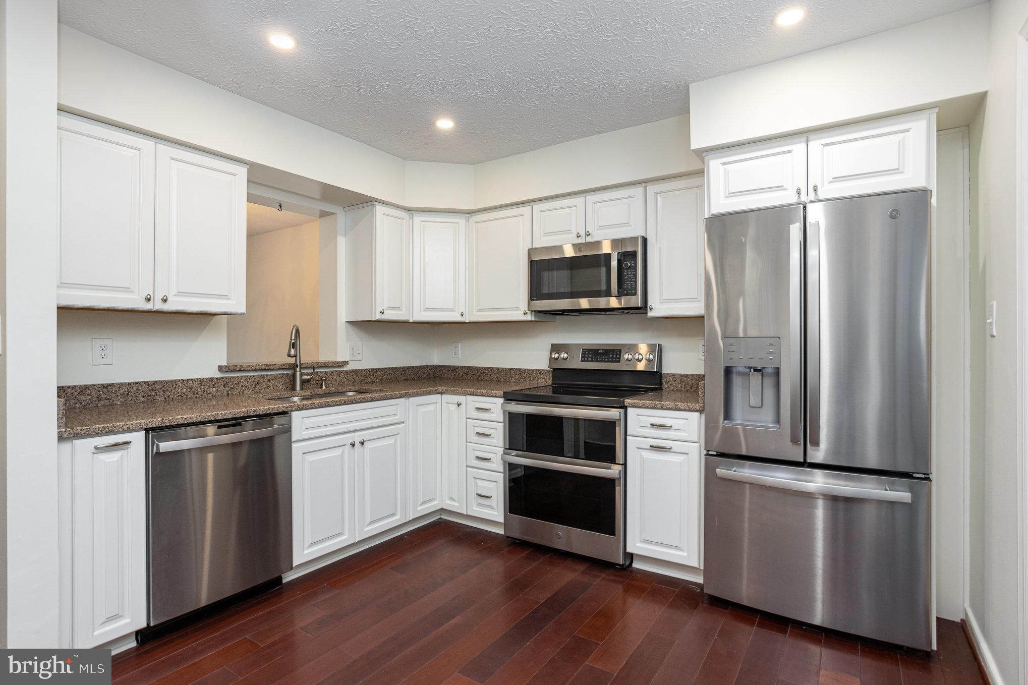 1858 BETH BRIDGE CIRCLE