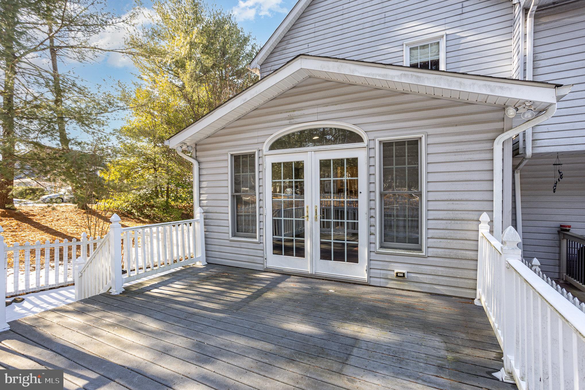 1858 BETH BRIDGE CIRCLE