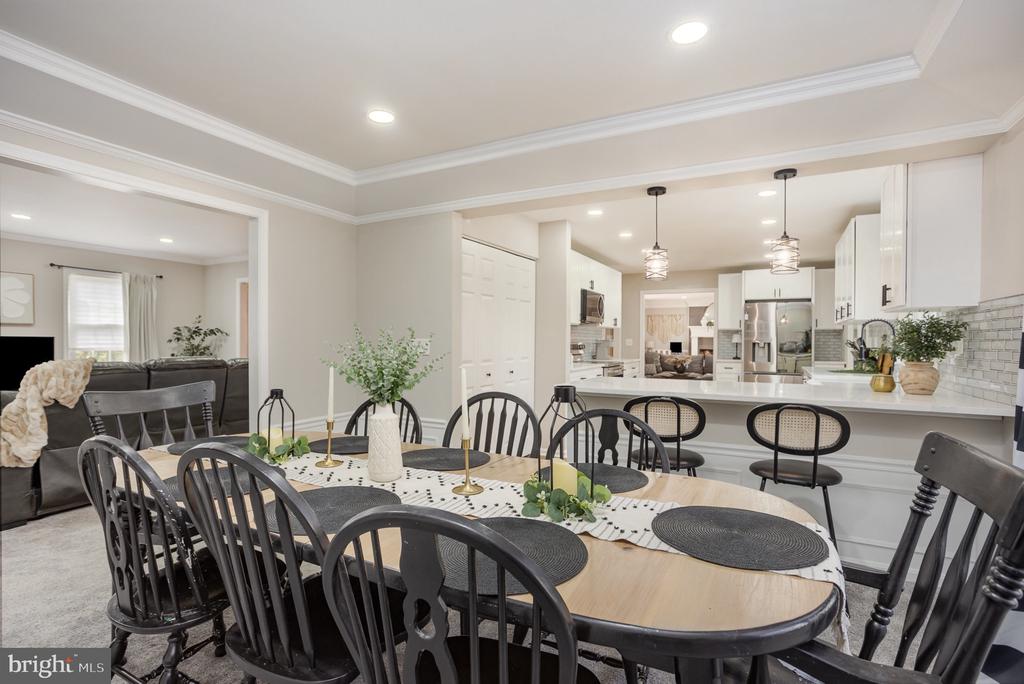 1704 EDWIN DRIVE