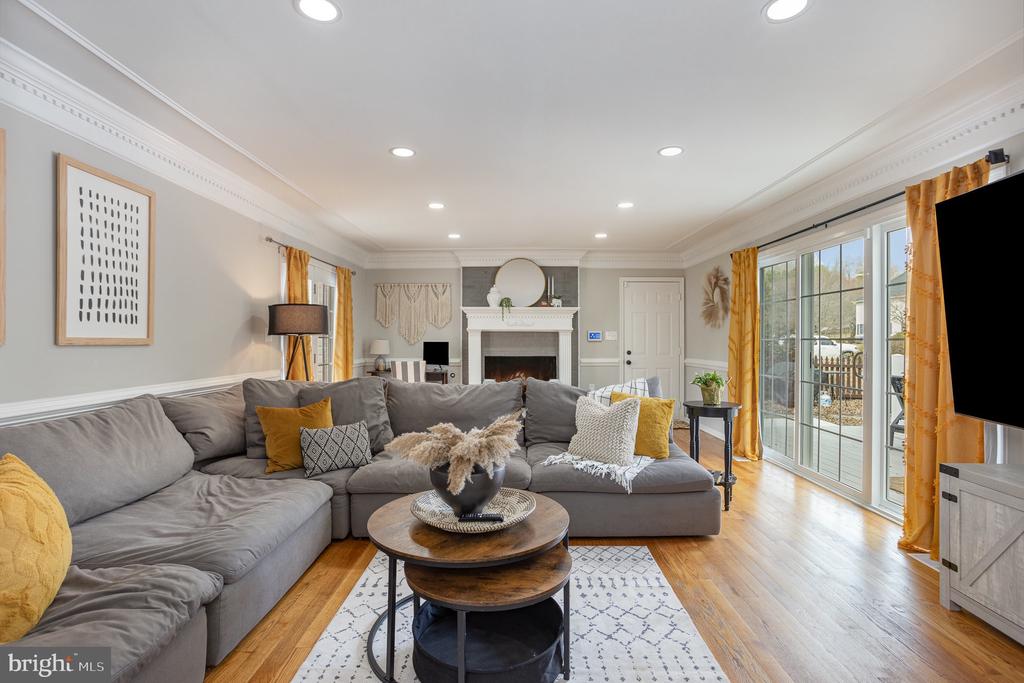 1704 EDWIN DRIVE