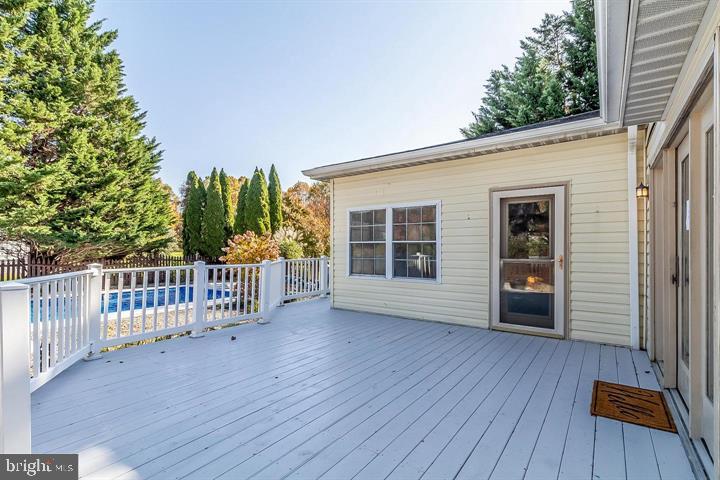 1704 EDWIN DRIVE