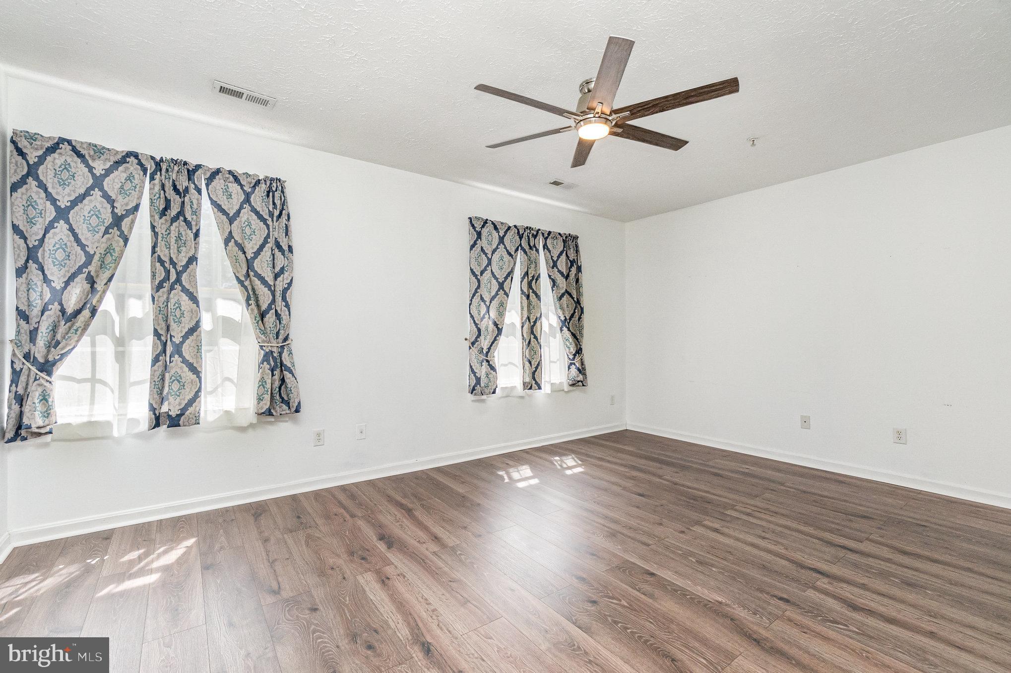 625 NORTH BRANCH COURT