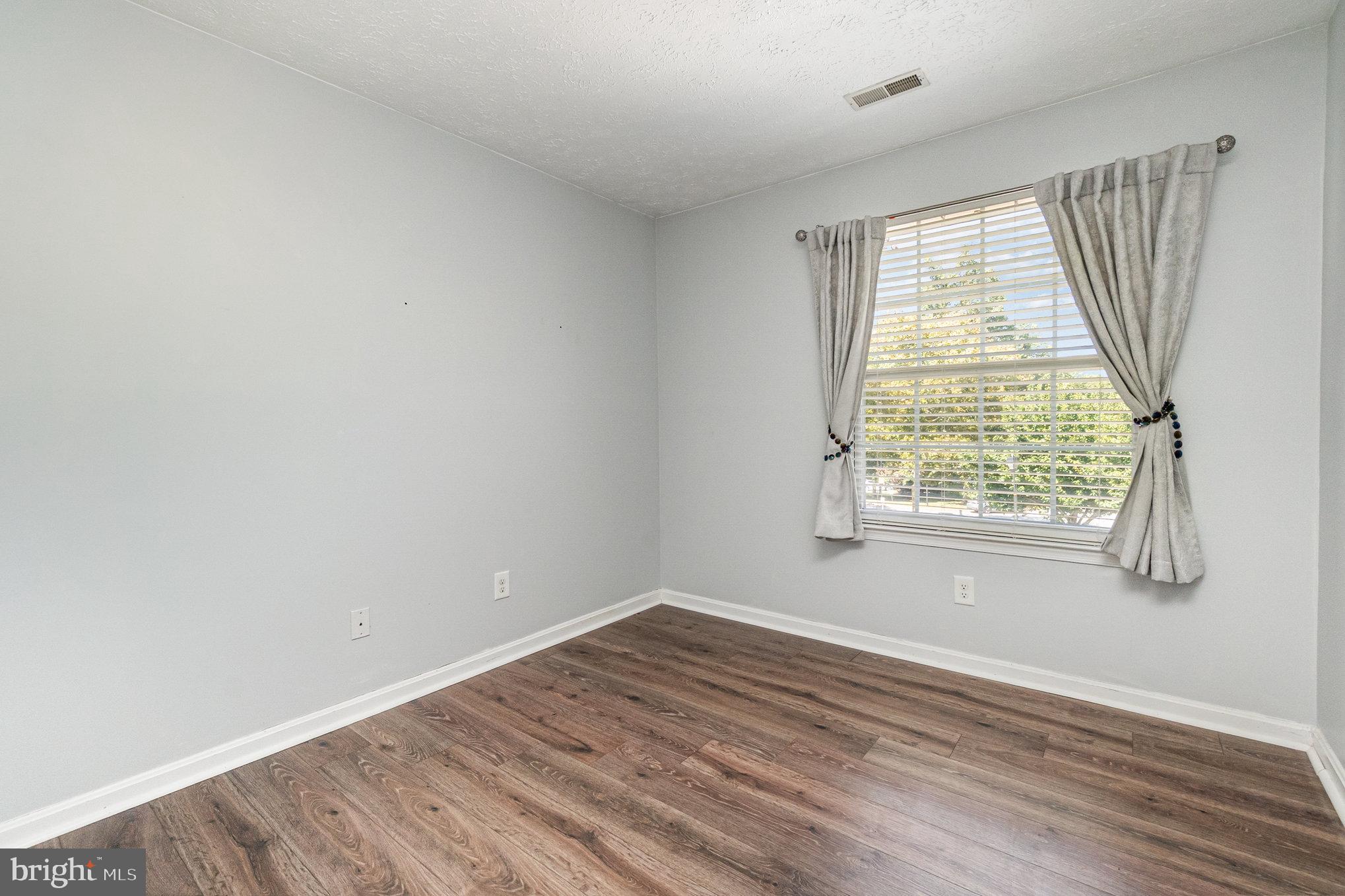 625 NORTH BRANCH COURT