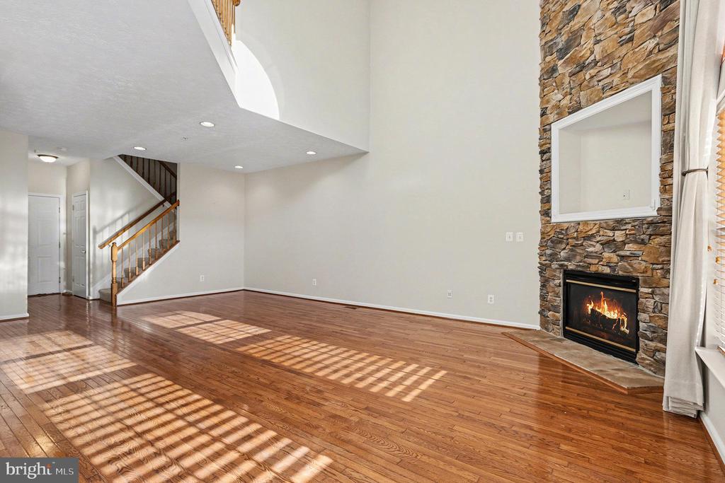 3300 WOODSPRING DRIVE