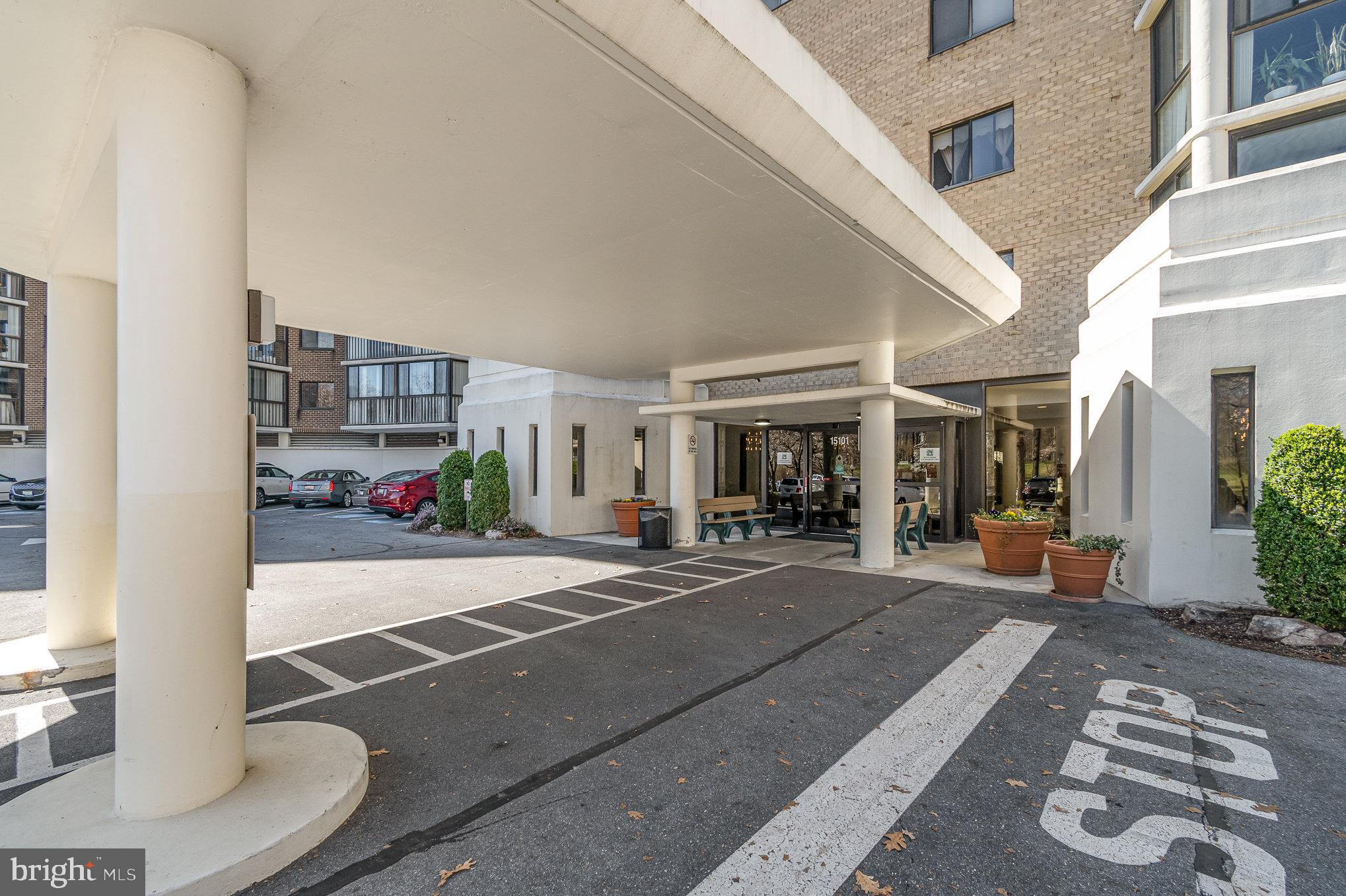 15101 INTERLACHEN DRIVE 623