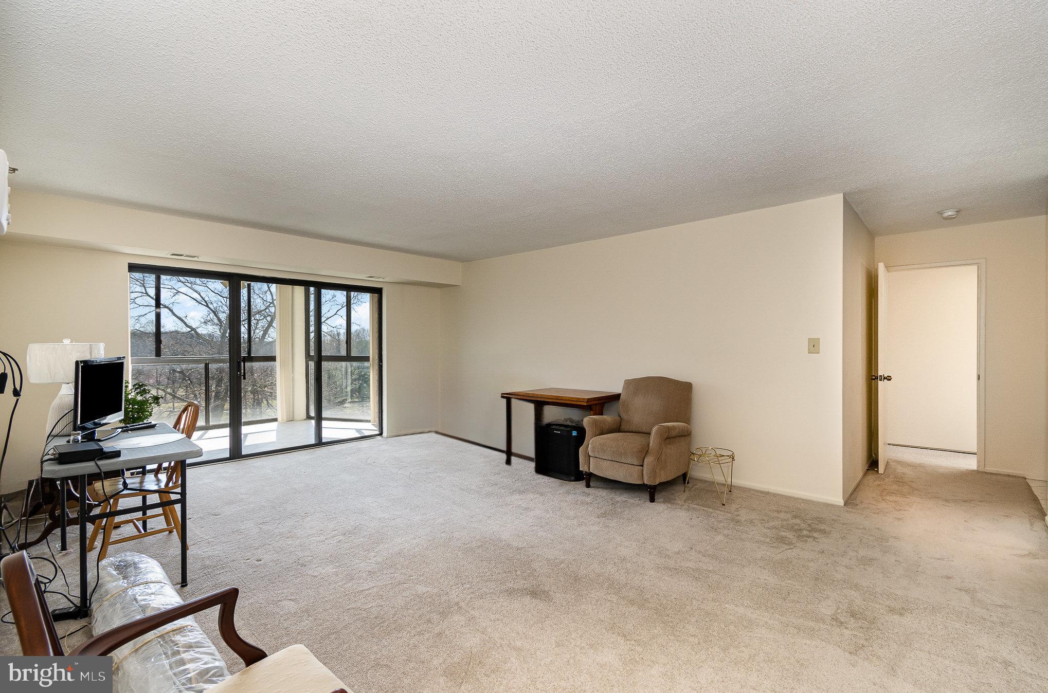 15101 INTERLACHEN DRIVE 623