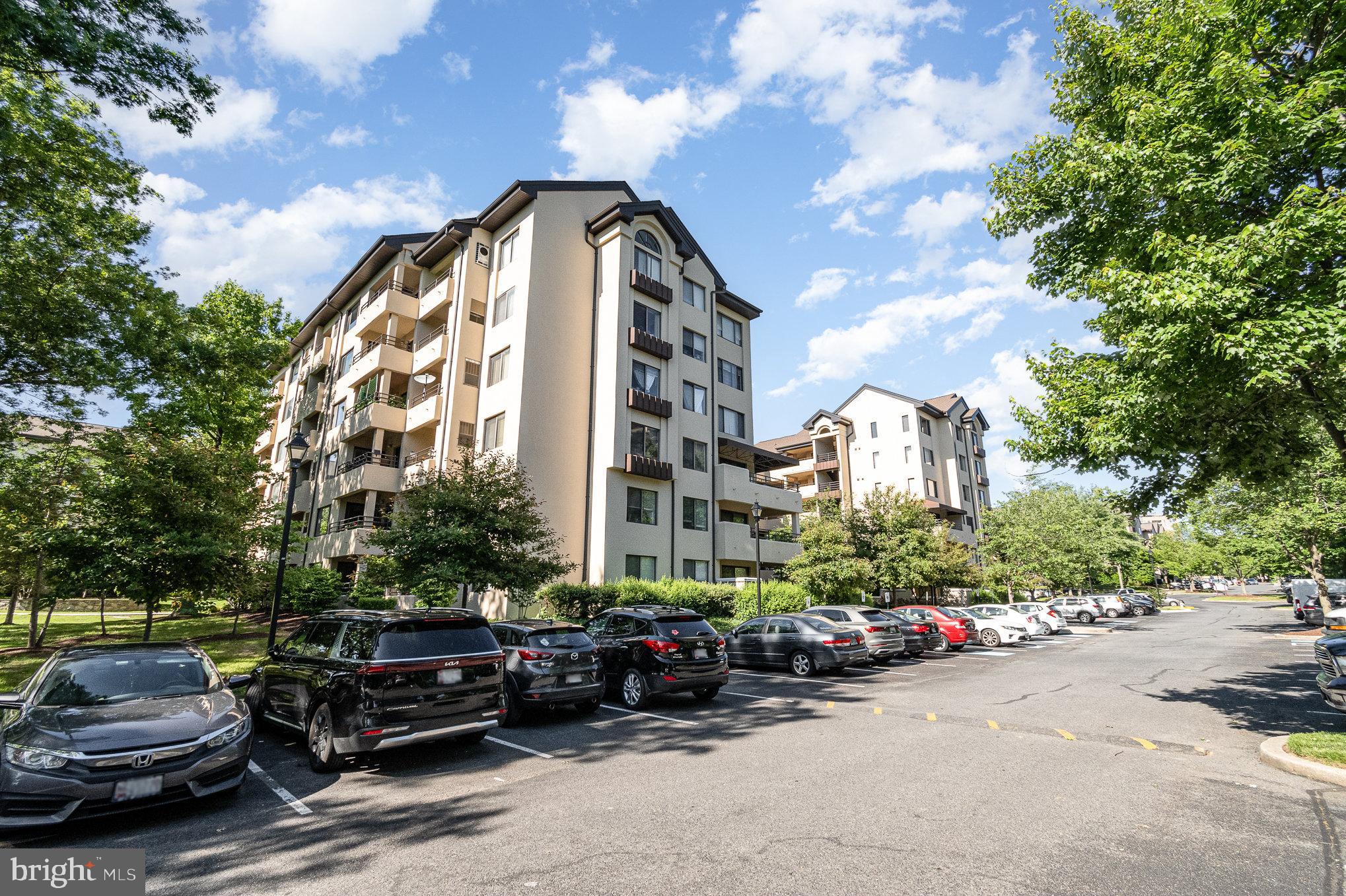 6060 CALIFORNIA CIRCLE 108