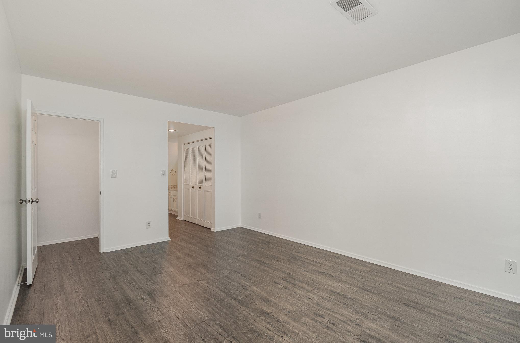 6060 CALIFORNIA CIRCLE 108