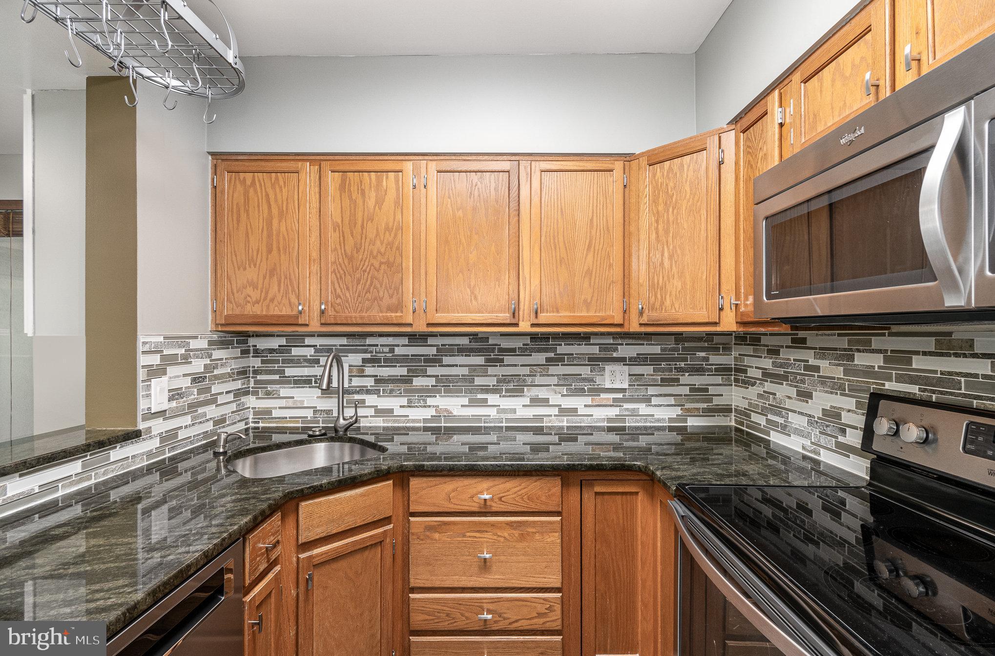 6060 CALIFORNIA CIRCLE 108