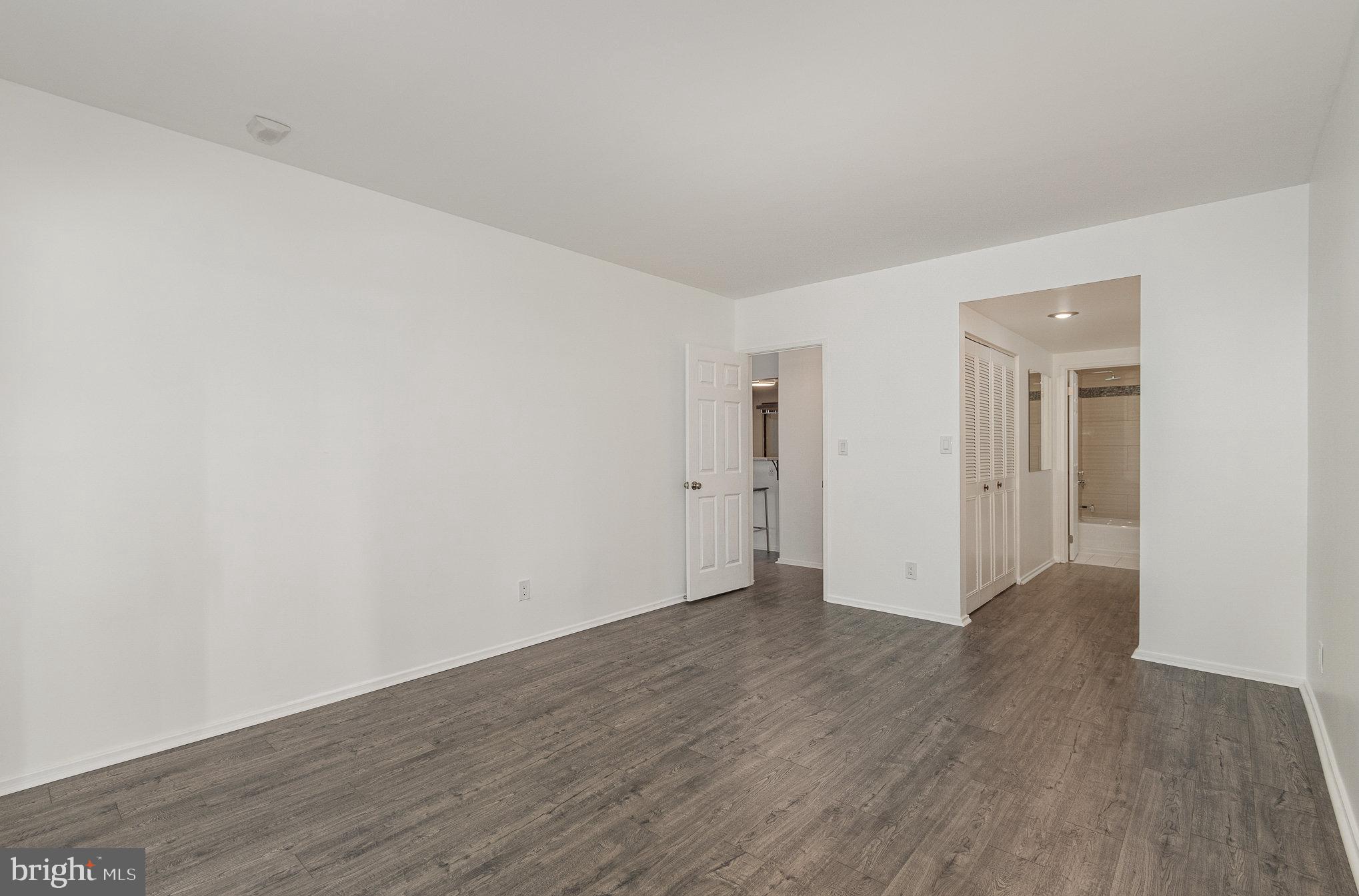 6060 CALIFORNIA CIRCLE 108