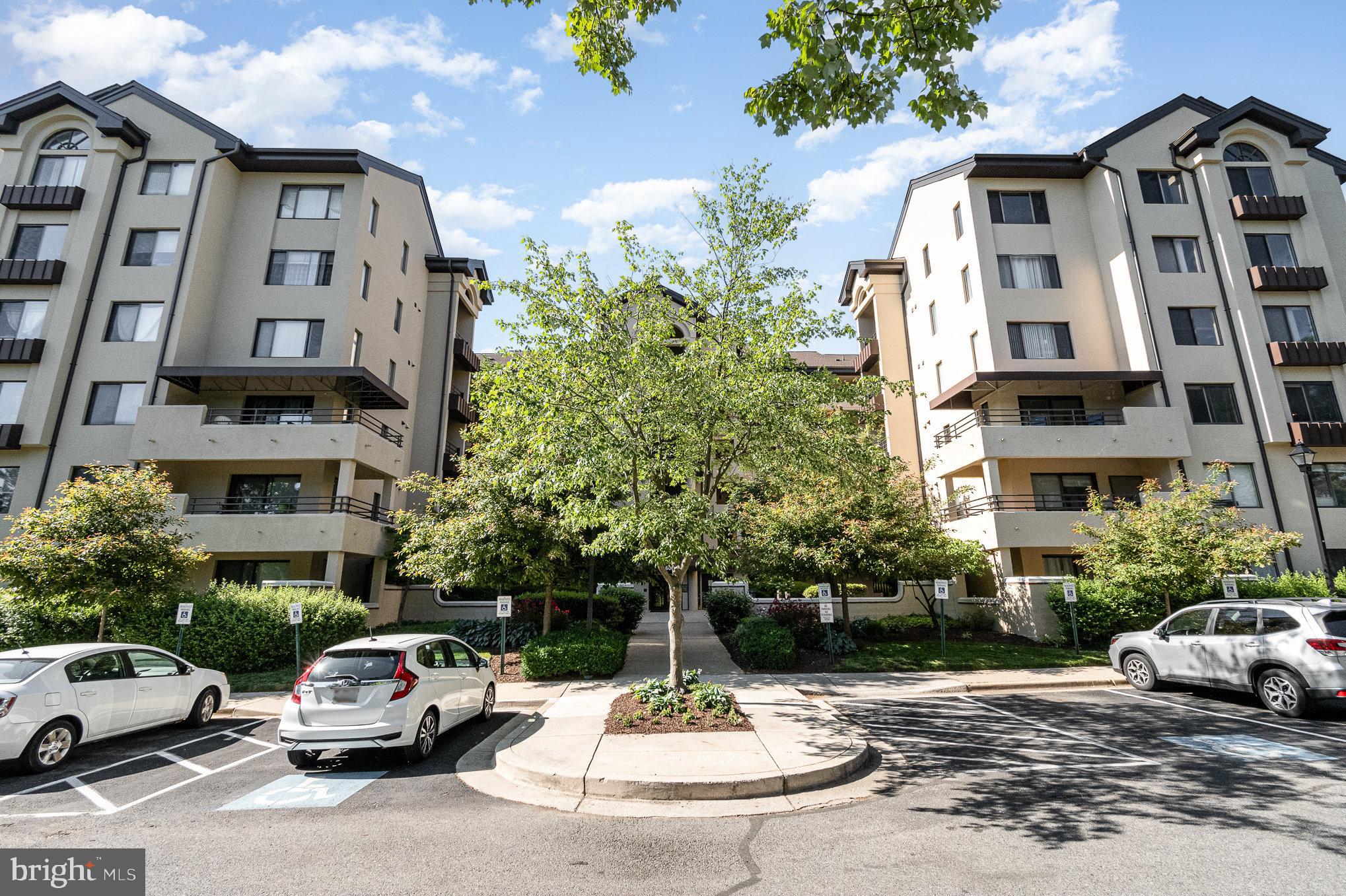 6060 CALIFORNIA CIRCLE 108