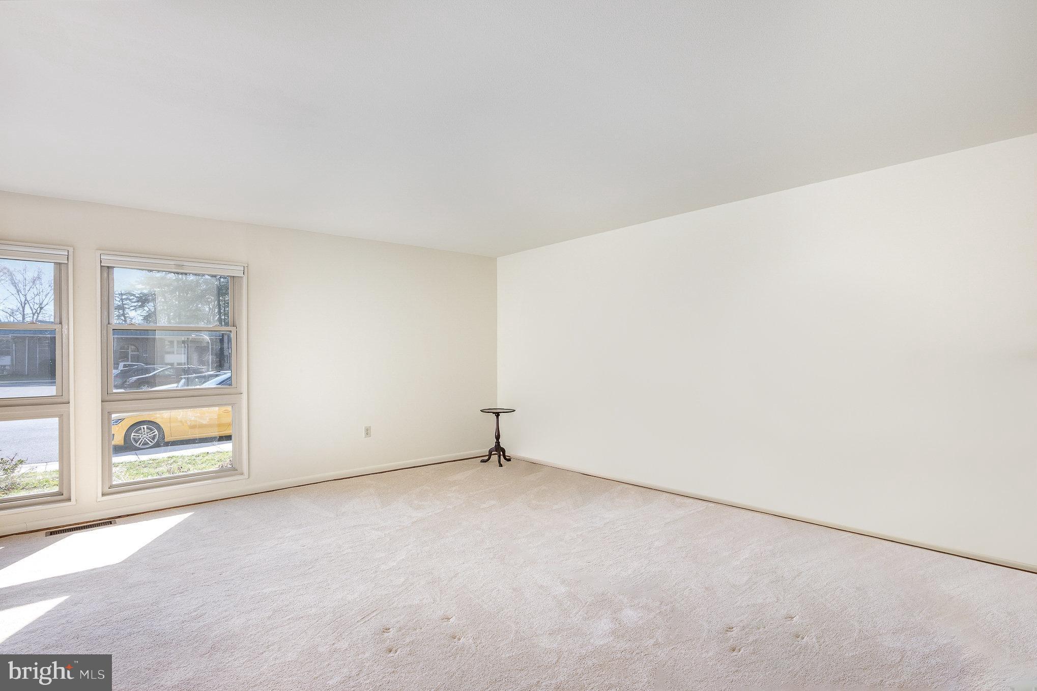 3498 CHISWICK COURT 39-D