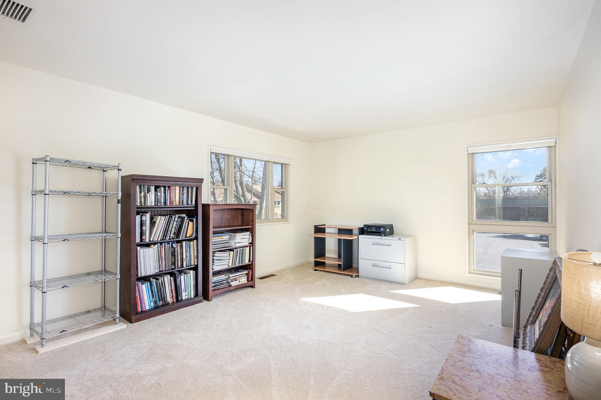 3498 CHISWICK COURT 39-D