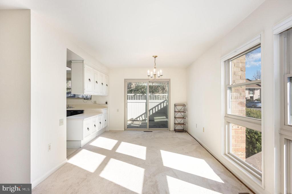 3498 CHISWICK COURT 39-D