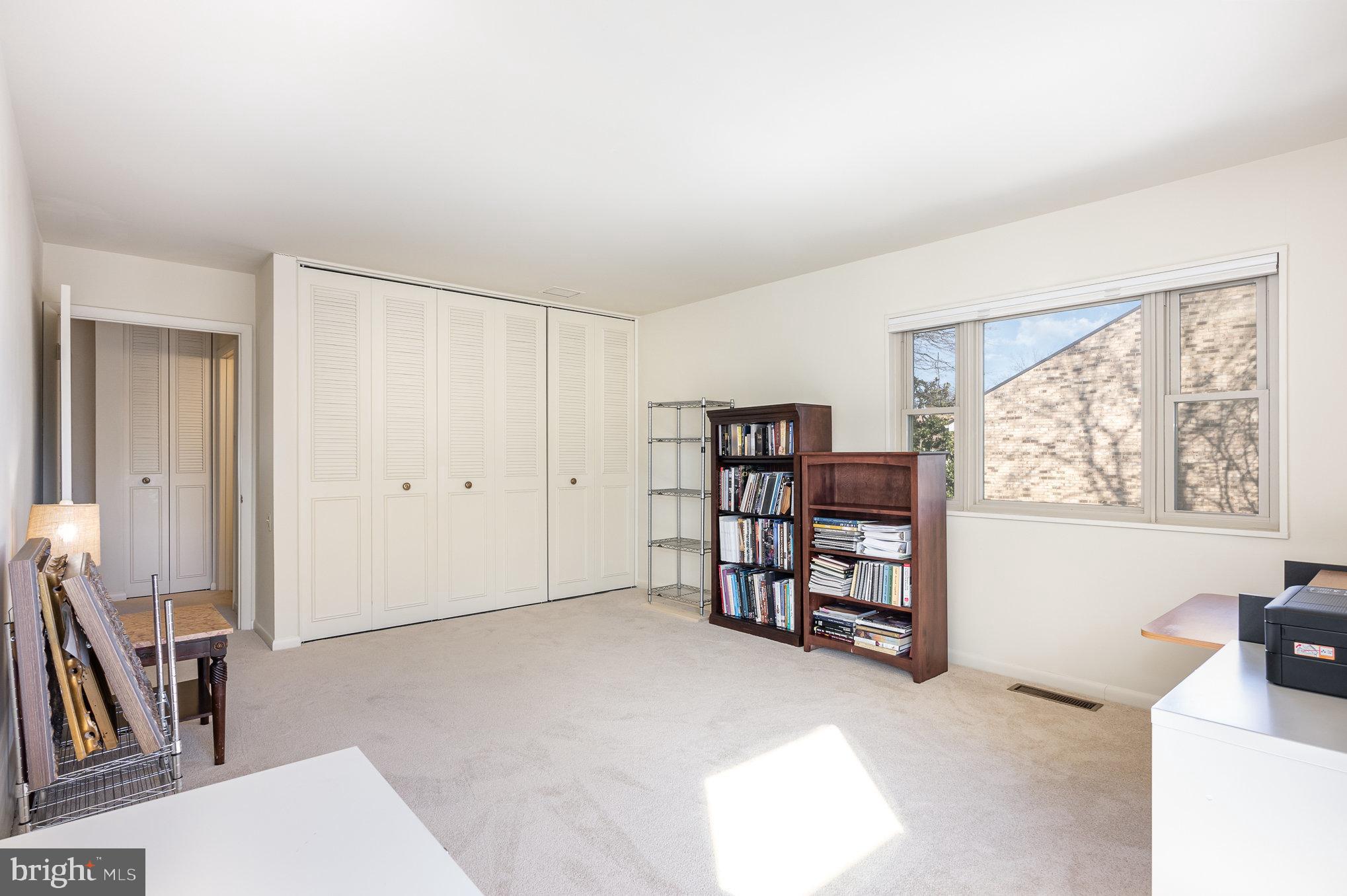 3498 CHISWICK COURT 39-D