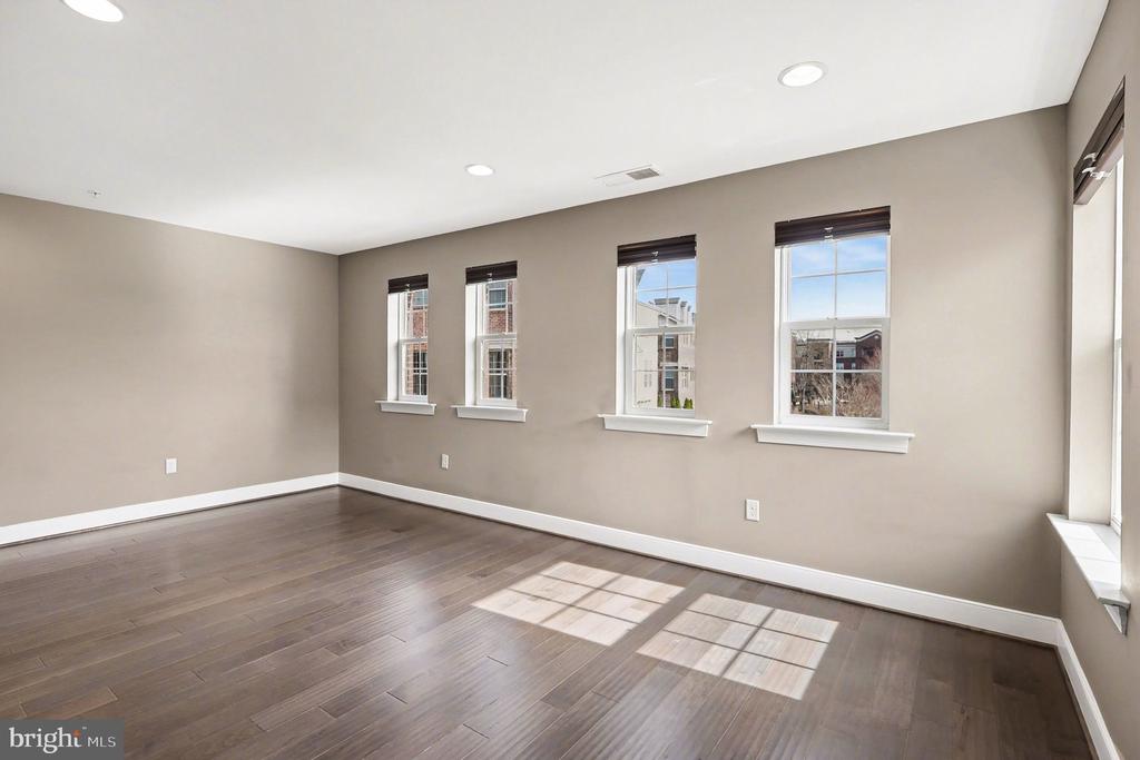 614 COBBLER PLACE