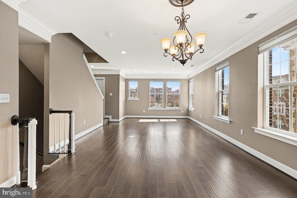 614 COBBLER PLACE