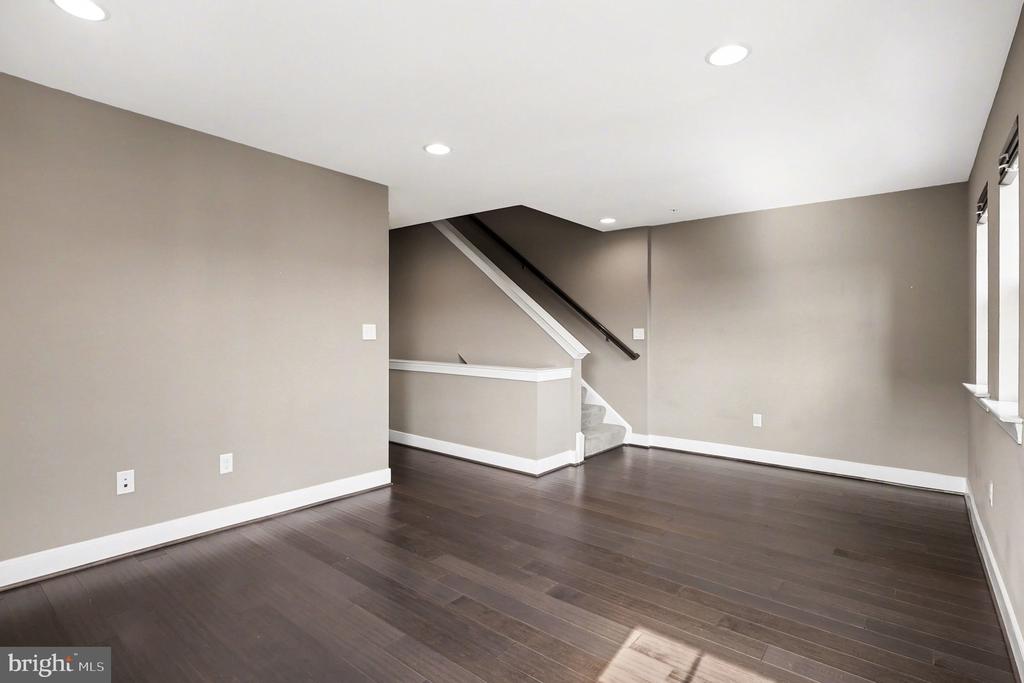 614 COBBLER PLACE