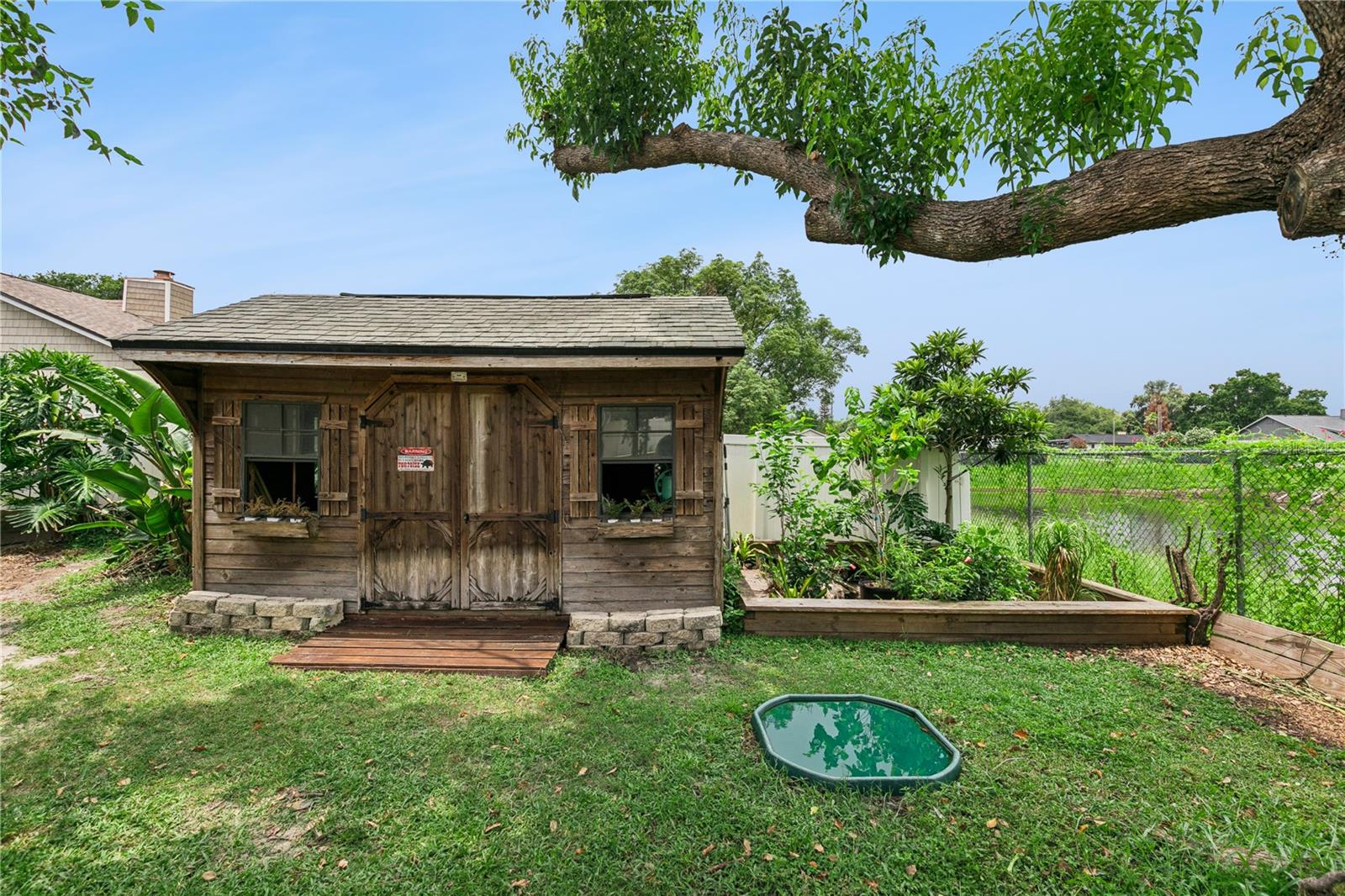 7509 GLENMOOR LN