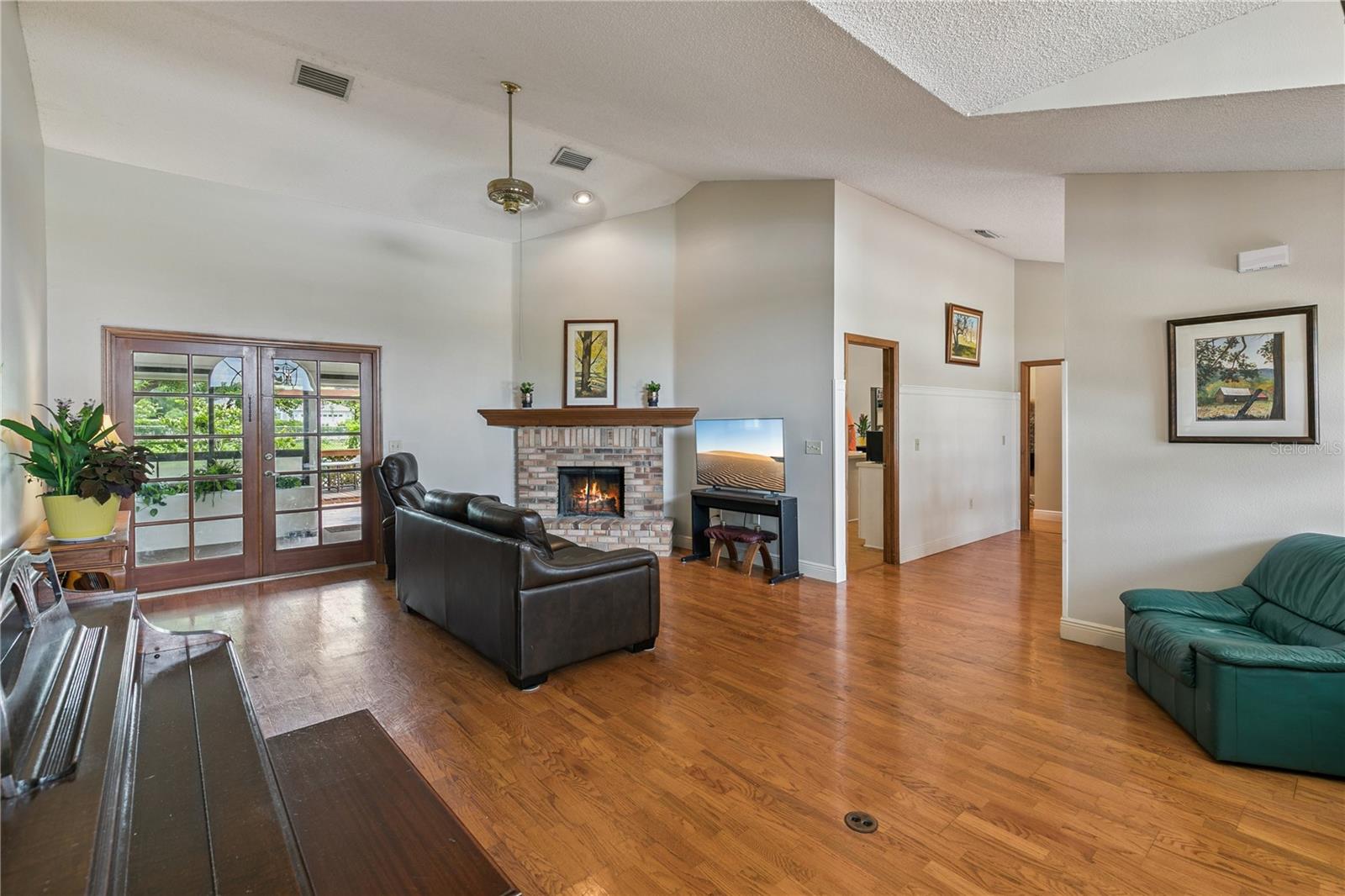 7509 GLENMOOR LN