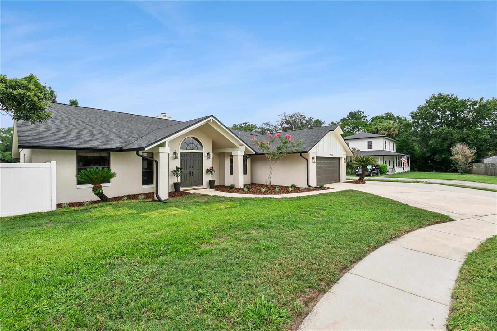 7509 GLENMOOR LN