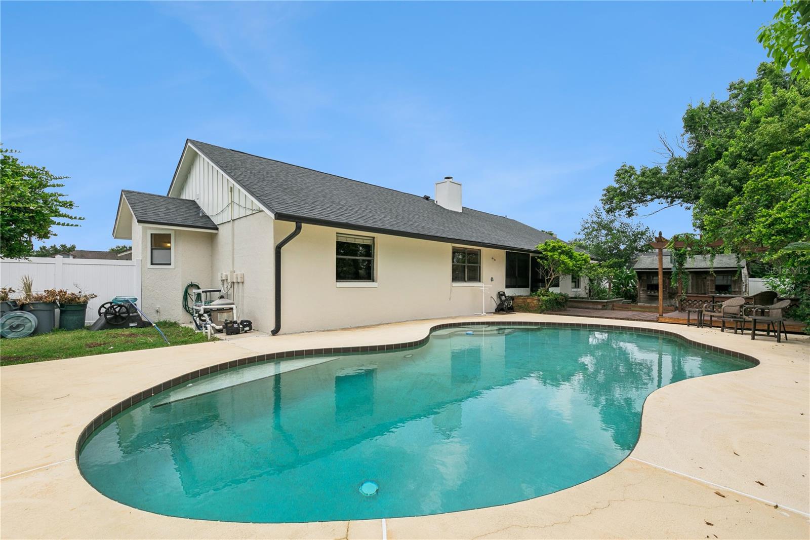 7509 GLENMOOR LN