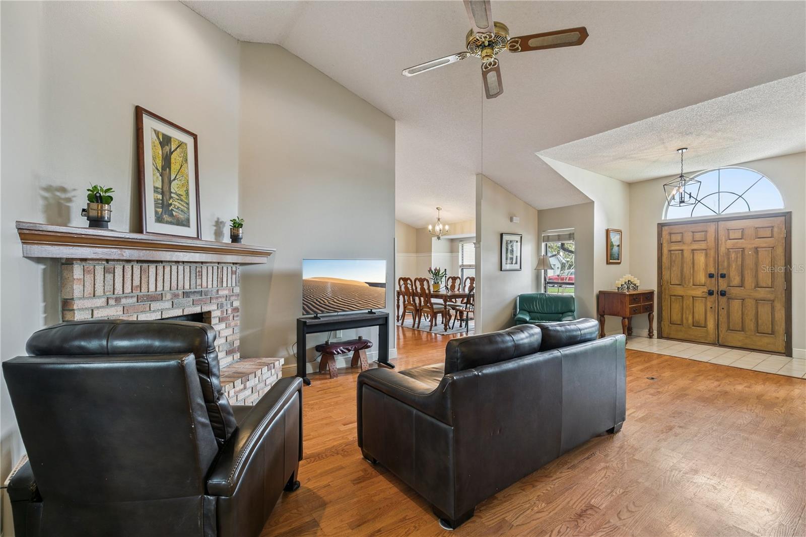 7509 GLENMOOR LN