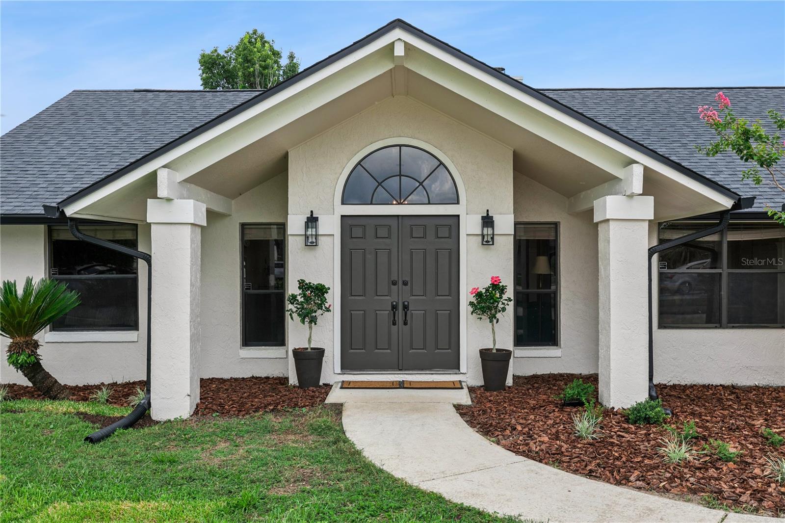 7509 GLENMOOR LN