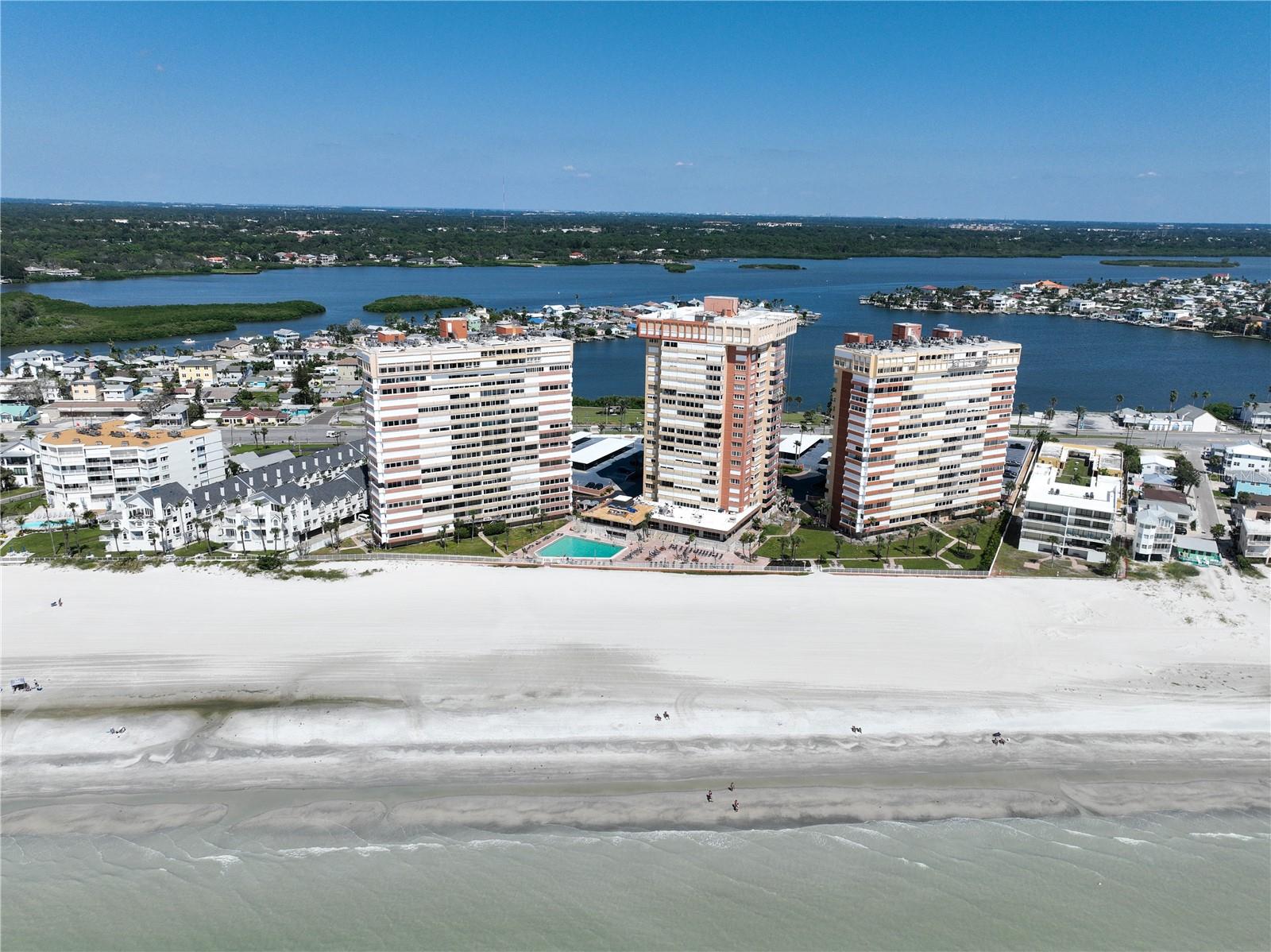 17900 GULF BLVD #1E