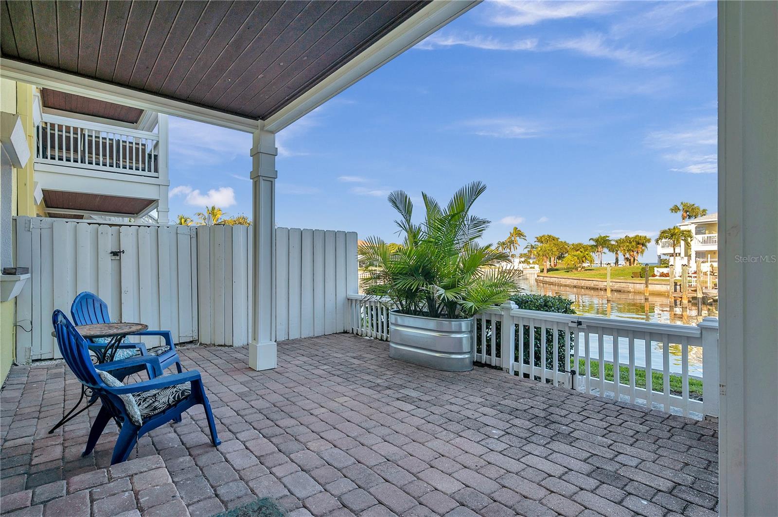 4728 BEACH DR SE #A