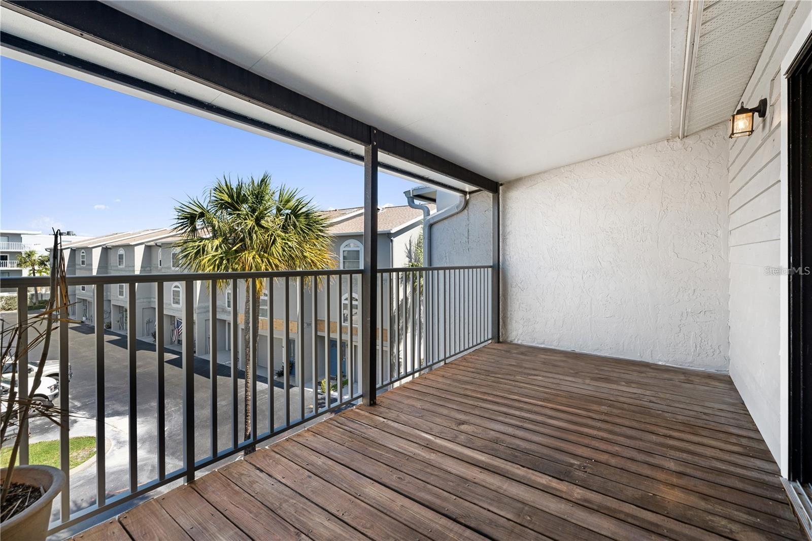 745 PINELLAS BAYWAY S #106